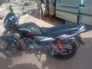 Bajaj Platina 2014