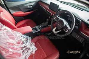Toyota Yaris Ativ Premium Luxury 2025