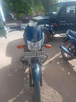 Bajaj Platina 2014
