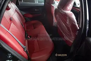 Toyota Yaris Ativ Premium Luxury 2025