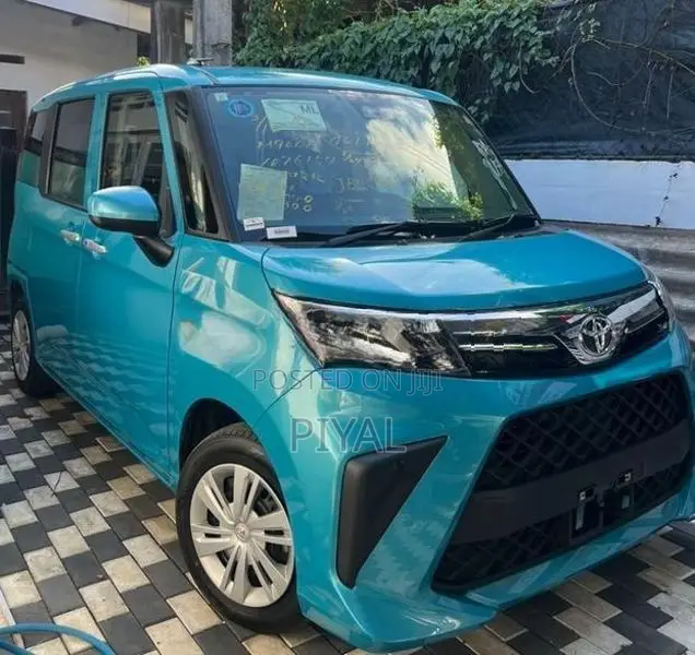 Toyota Roomy X 2023