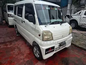 Mitsubishi Minicab 2000
