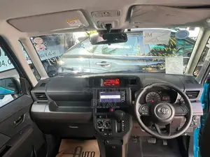Toyota Roomy X 2023