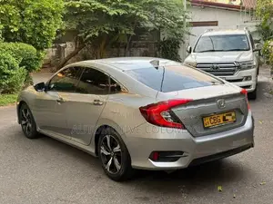 Honda Civic EX Tech Pack sedan 2019