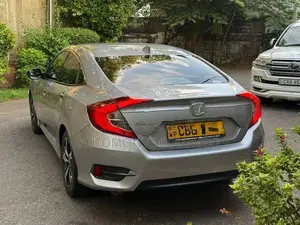 Honda Civic EX Tech Pack sedan 2019