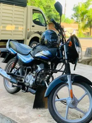 Bajaj CT100 2025
