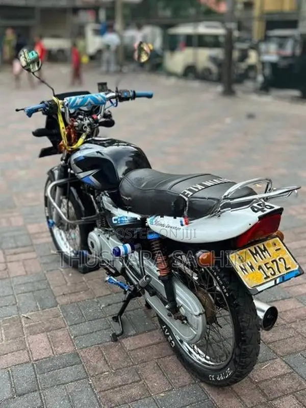 Bajaj CT100 2005