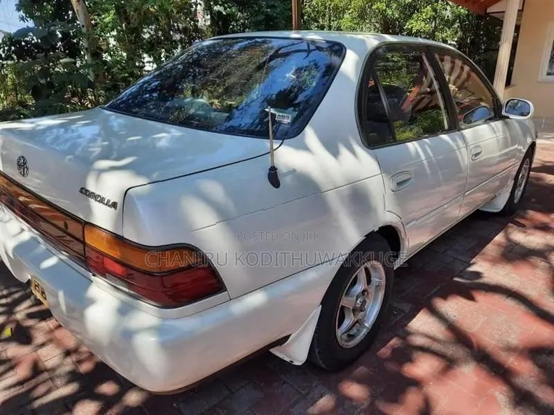 Toyota Corolla EX Saloon 1991