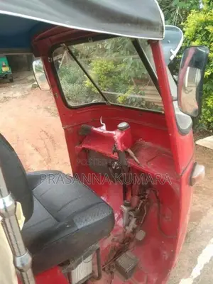 Bajaj RE 2010