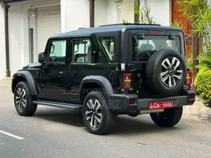 Mahindra Thar Roxx Ax7 2025