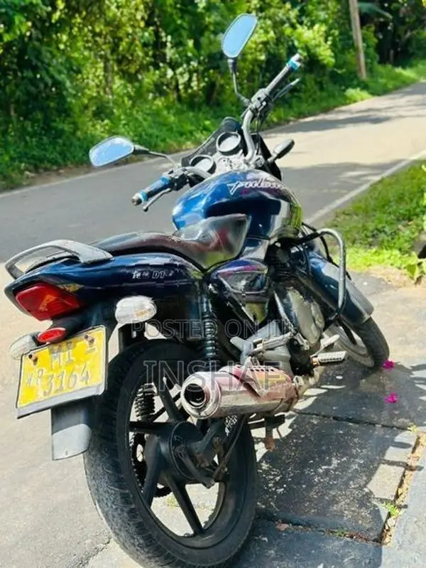Bajaj Pulsar 150 2005