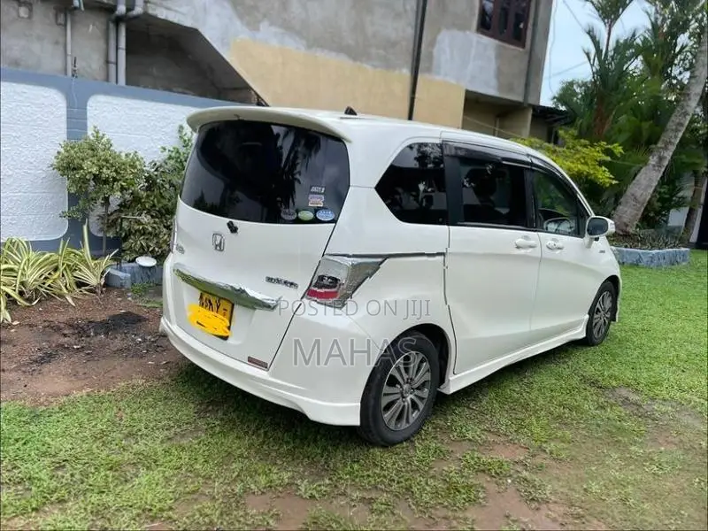 Honda Freed Gp3 Navipreme 2012