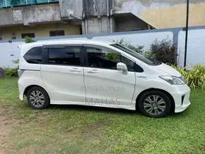 Honda Freed Gp3 Navipreme 2012