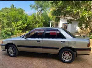 Mazda Familia 323 1992