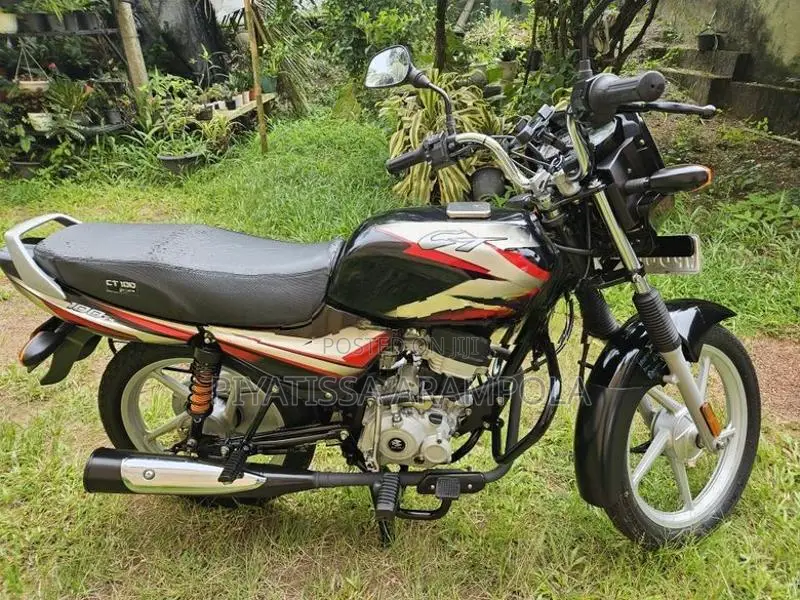 Bajaj CT100 ES 2022