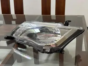 Axio 161 Left Side Head Light