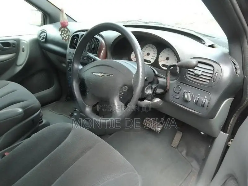 Chrysler Grand Voyager 2004