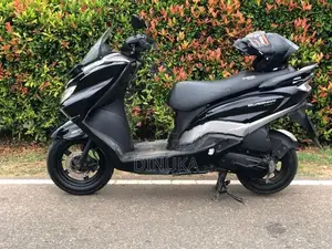 Suzuki Burgman 2020