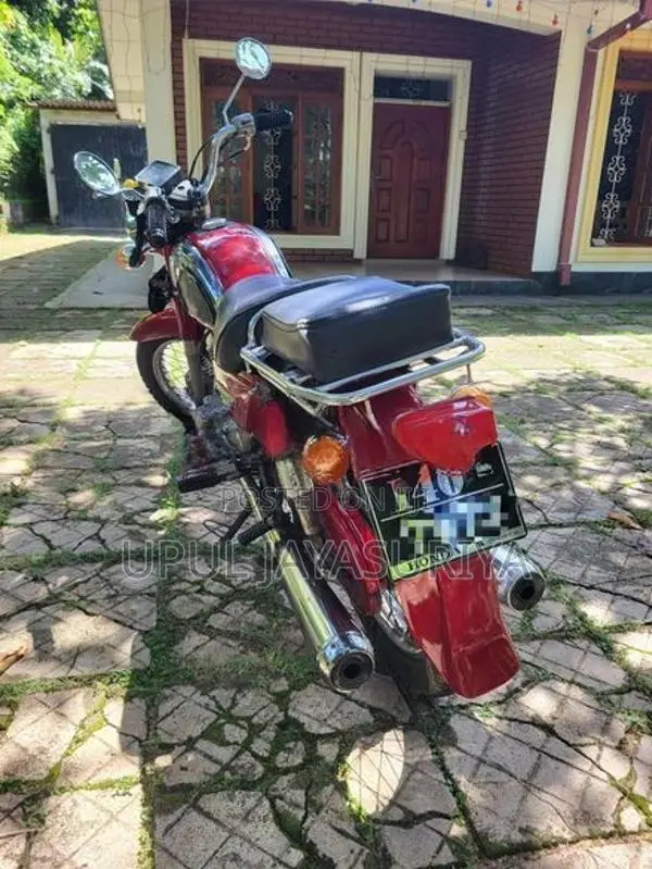 Honda CD 125 2001