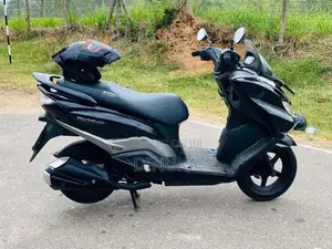 Suzuki Burgman 2020