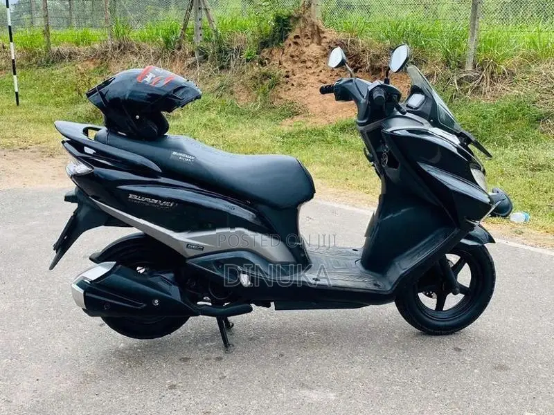 Suzuki Burgman 2020