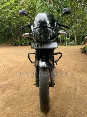 Bajaj Pulsar 180 2011