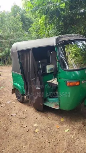 Bajaj RE 2008