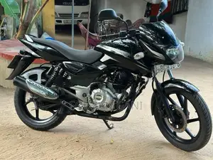 Bajaj Pulsar 150 2016