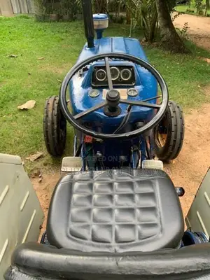 Massey Ferguson Farmtrac 2019