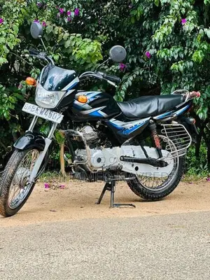 Bajaj CT100 2015