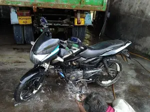 Bajaj Pulsar 150 2018
