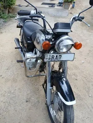 Honda CD 125 On Light 2014