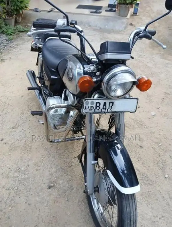 Honda CD 125 On Light 2014