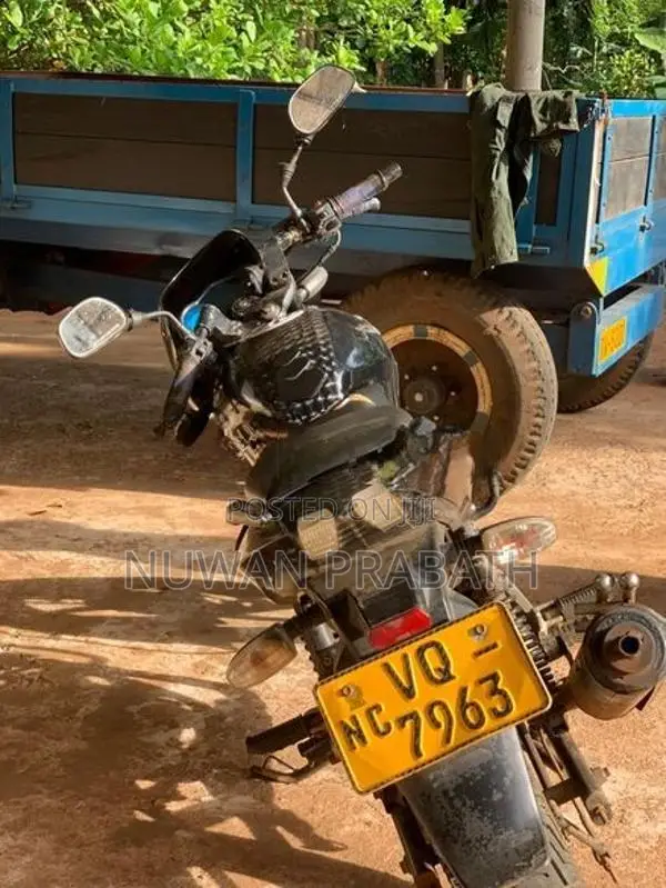 Bajaj Pulsar 180 2010