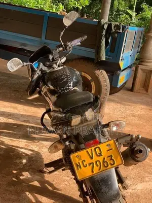 Bajaj Pulsar 180 2010