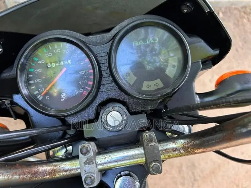 Bajaj CT100 2017