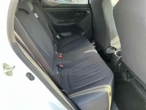 Toyota Yaris X 2024