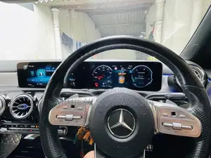 Mercedes Benz CLA 200 2019