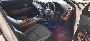 Honda Vezel 2015