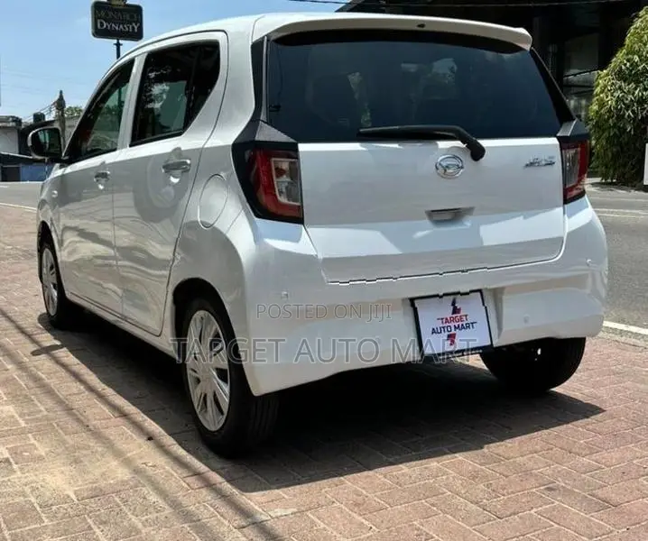 Daihatsu Mira X Limited 2025