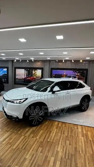Honda Vezel Premium 2026