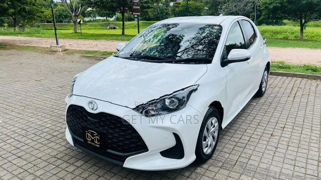 Toyota Yaris X Grade 2024