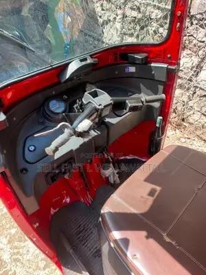 Bajaj RE 2020