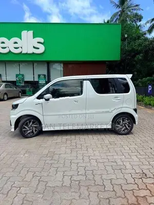 Suzuki Wagon R Custom ZX 2026