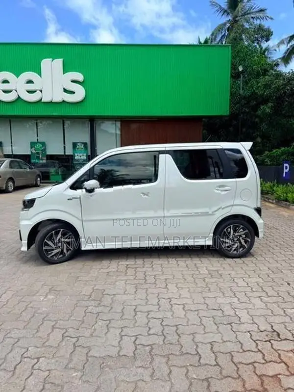 Suzuki Wagon R Custom ZX 2026
