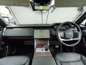 Land Rover Range P550E 2025