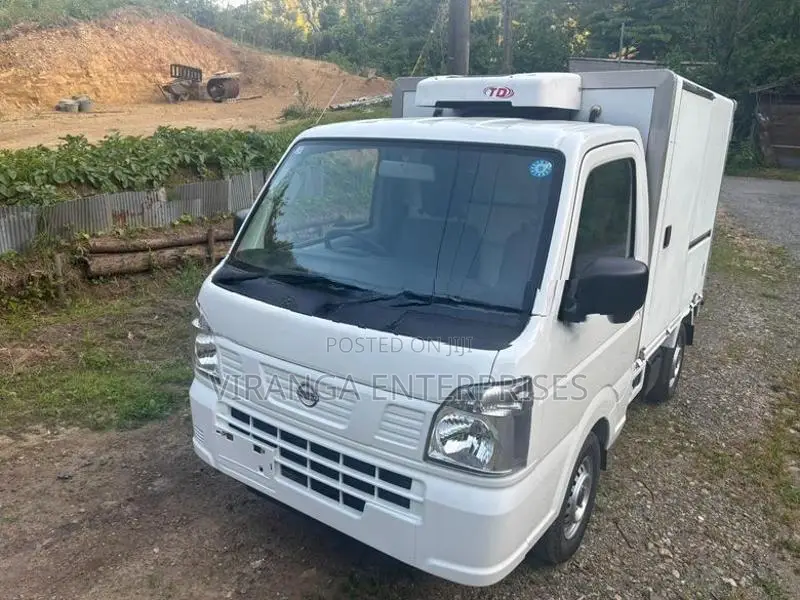 Nissan Clipper Freezer Truck 2025