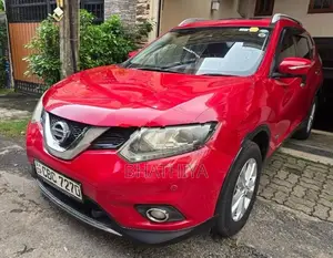 Nissan X-Trail 2015