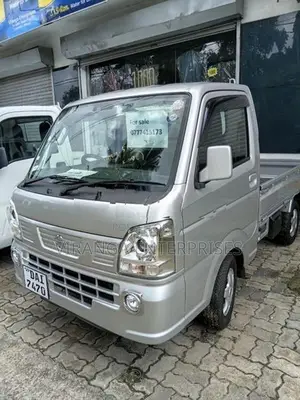 Nissan Clipper NT 100 GX Grade 2023