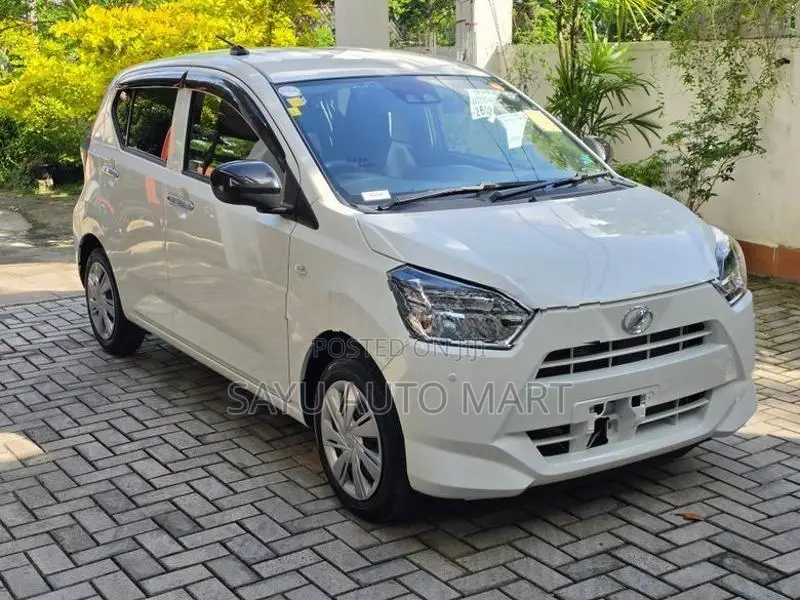 Daihatsu Mira PowerMirror LEDLight 2025